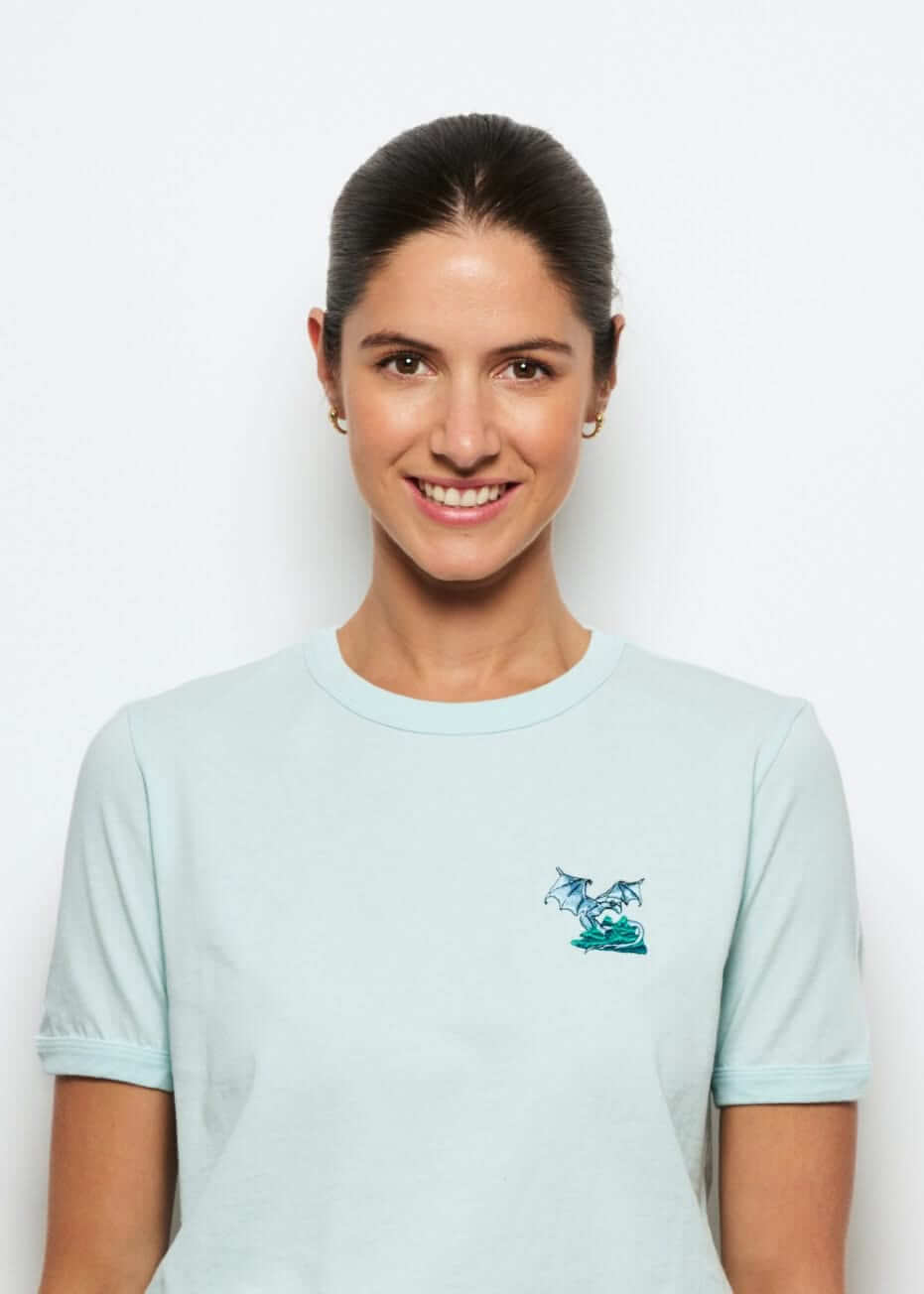 T-shirt fantaisie brode vert pour femme avec broderie dragon, photo de tete